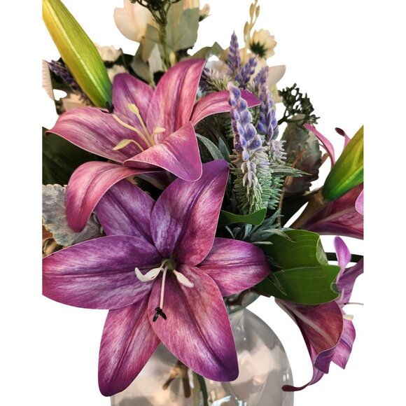 Artificial Floral Bouquet Lilies Lavender & Foliage 8 Stems Realistic Faux Arran - Picture 11 of 16